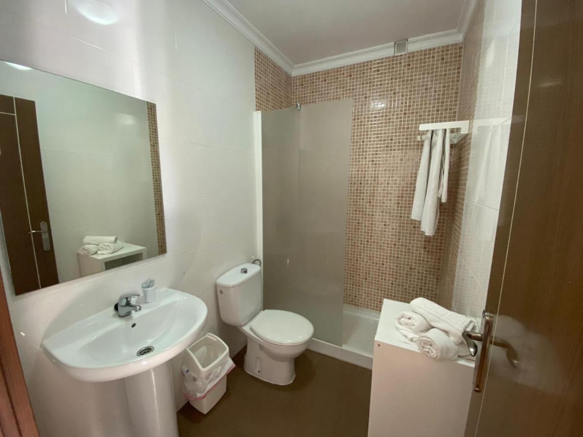 Hostal Restaurante El Cruce Ardales Bagian luar foto