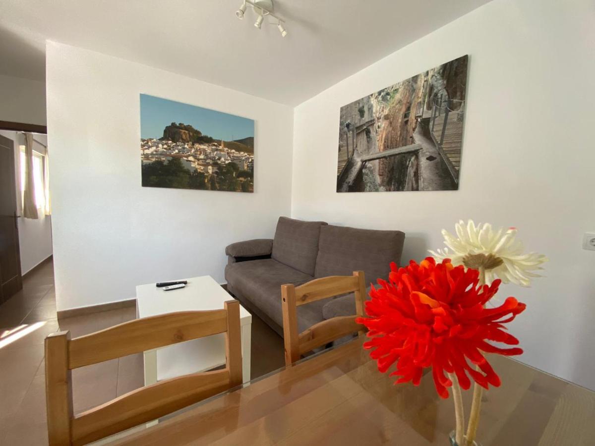 Hostal Restaurante El Cruce Ardales Bagian luar foto