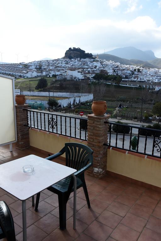Hostal Restaurante El Cruce Ardales Bagian luar foto